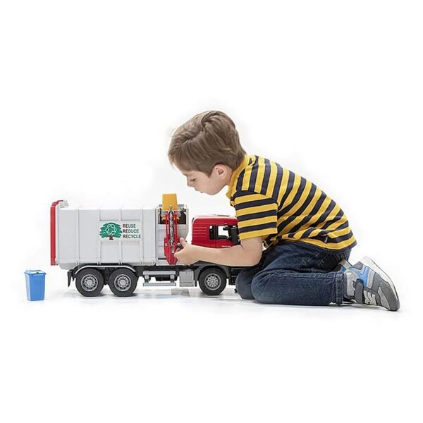 Bruder 1/16 MAN TGS Side Loading Garbage Truck - Image 6